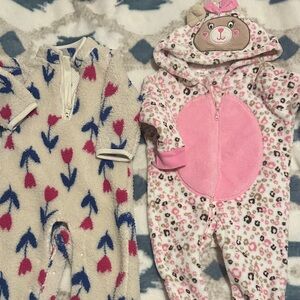 Adorable Baby Onesies Set - Floral and Bear Design